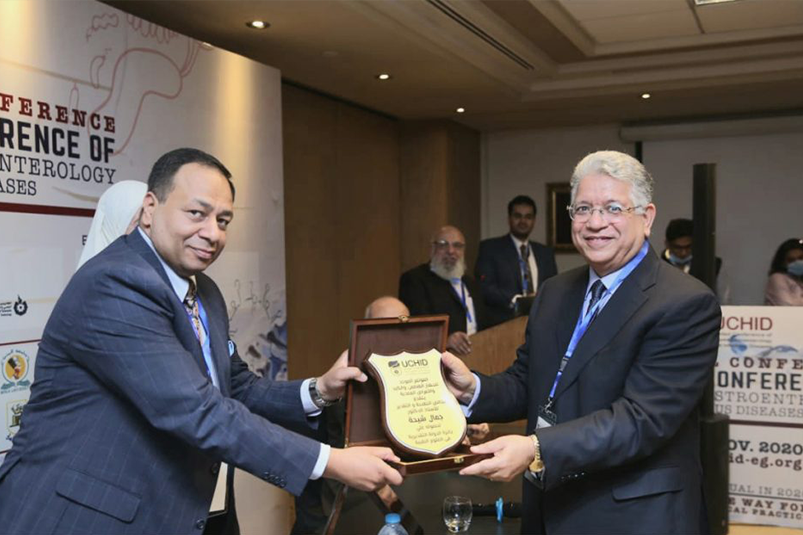 المؤتمر السنوي للجهاز الهضمي والكبد والأمراض المعدية يكرم د.جمال شيحه